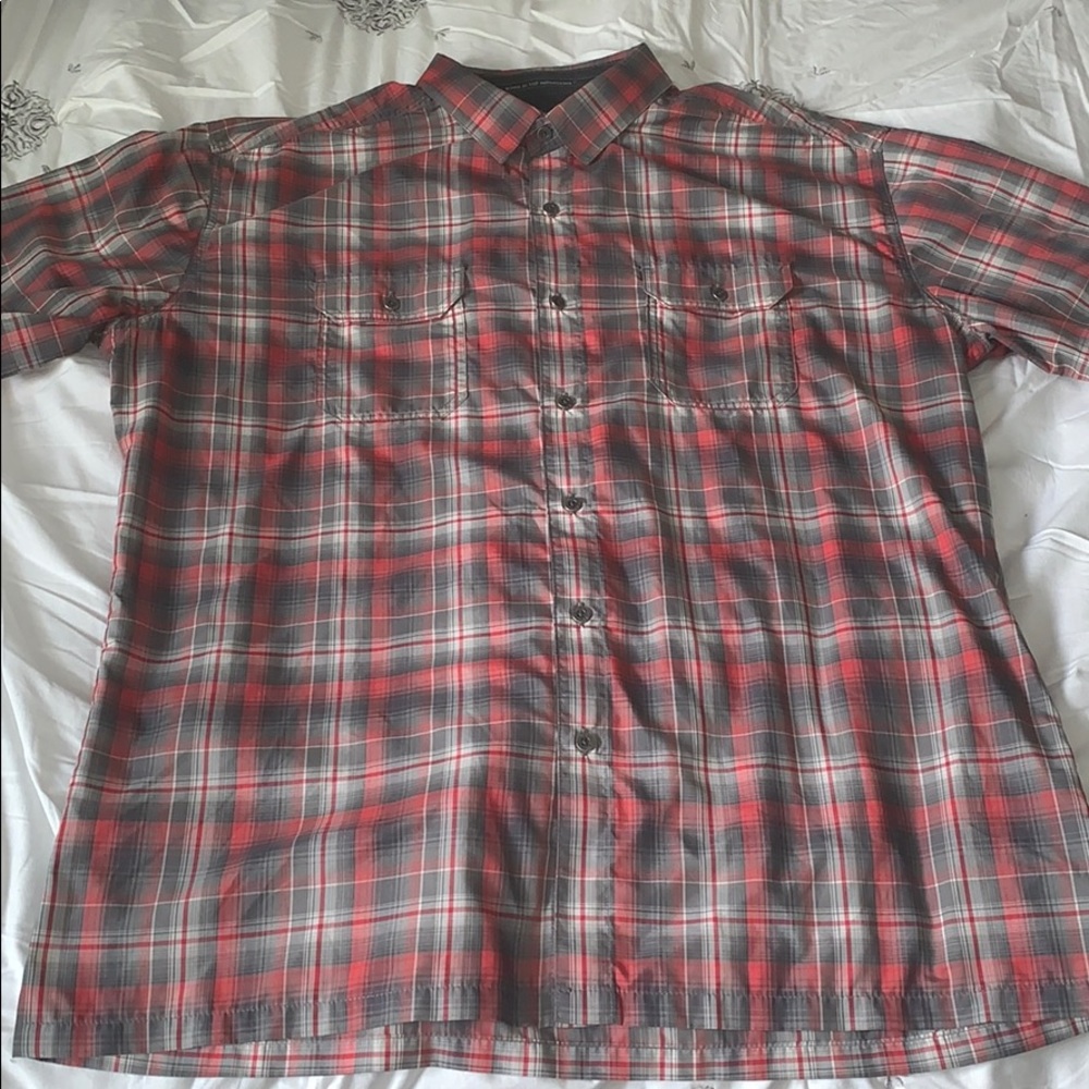 Kuhl XL Men’s plaid short sleeved button down
